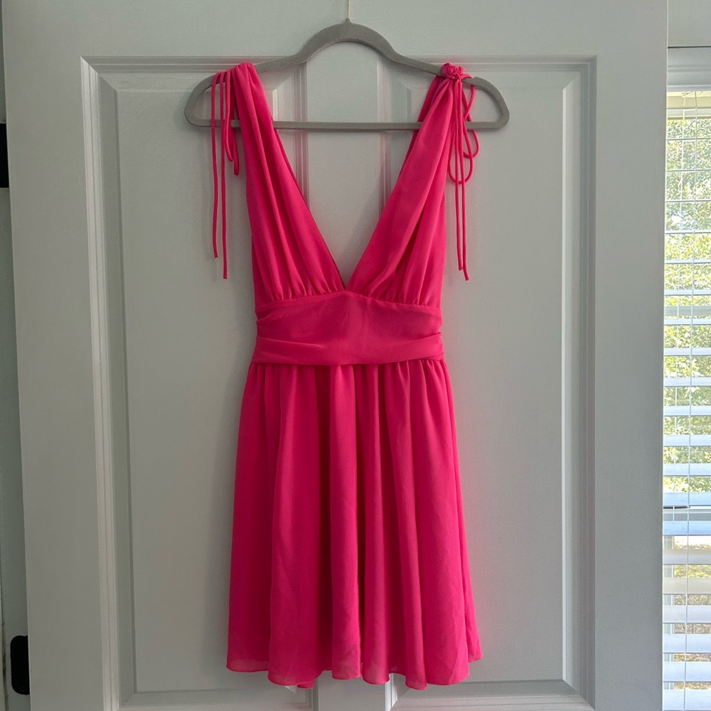 EUC Lucy in the Sky Ysabel Chiffon Mini Dress in Hot Pink homecoming